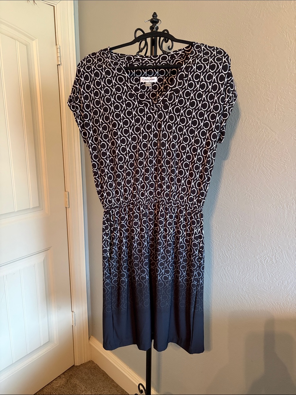 Calvin Klein Black & White Logo Print Short Sleeve Dress